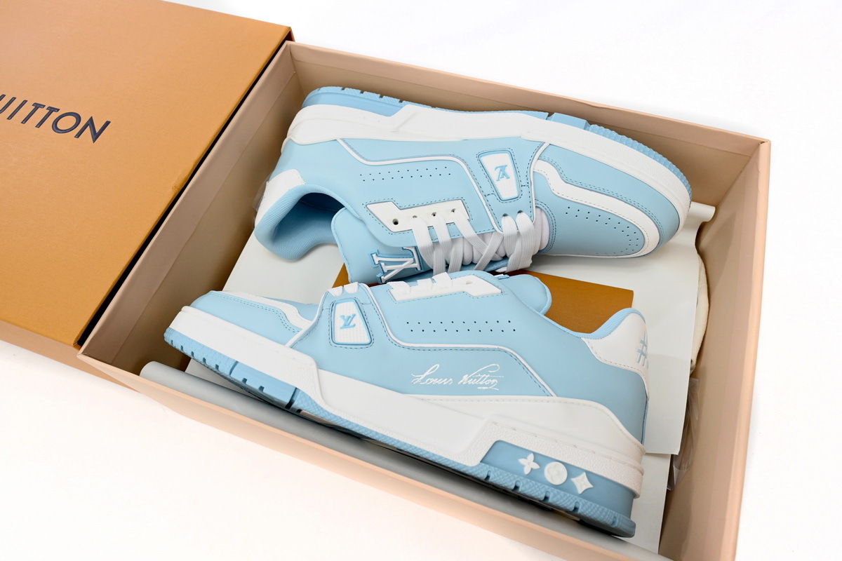 Louis Vuitton Trainer Baby Blue 1AAHSJ