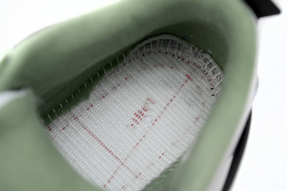 Air Jordan 4 WMNS Oil Green AQ9129-103