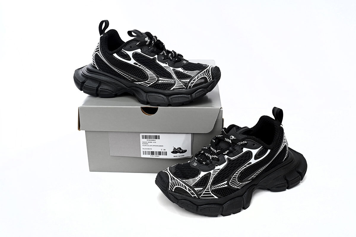 Balenciaga Black And White 542228 W2RB8 0102