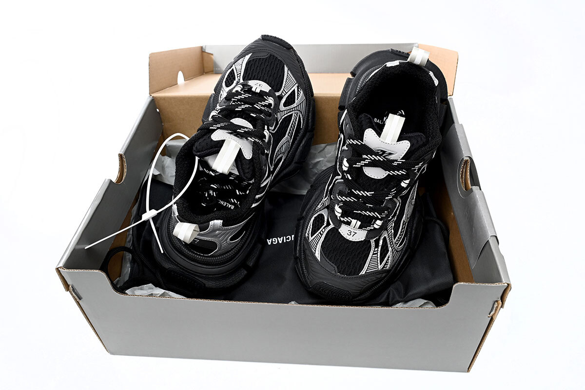 Balenciaga 3XL Sneaker in Silver 734733 W2RB5 0218