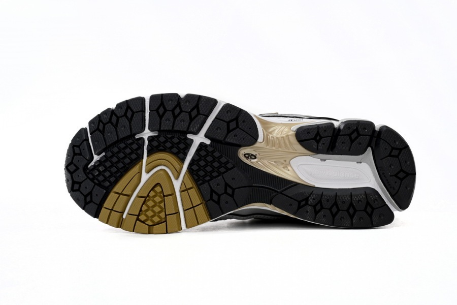 New Balance 1906R White Metallic Gold M1906RA