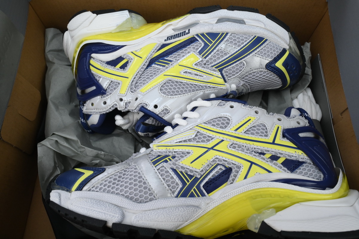 Balenciaga Runner White yellow and blue 677403 W2RN1 0080