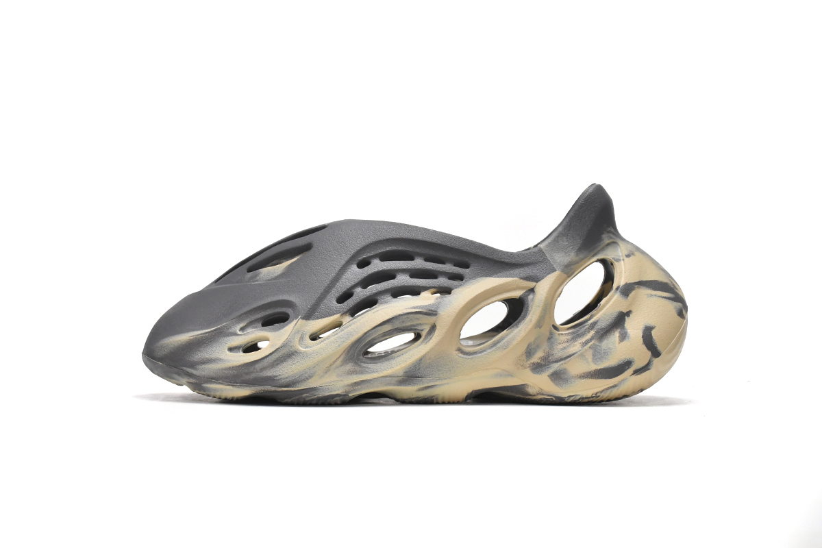 adidas Yeezy Foam Runner MXT Moon Grey GV7904