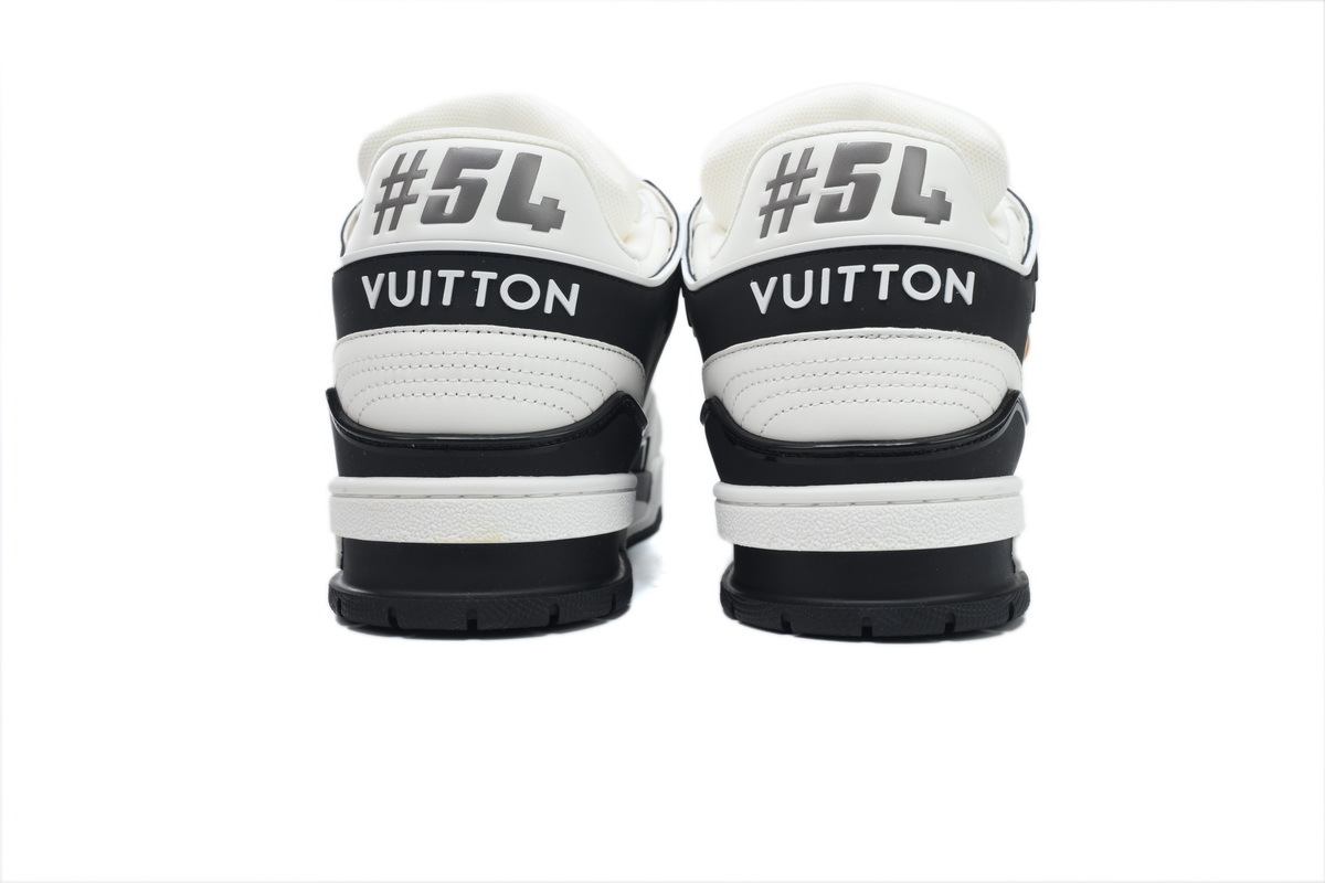 Louis Vuitton Trainer Black White