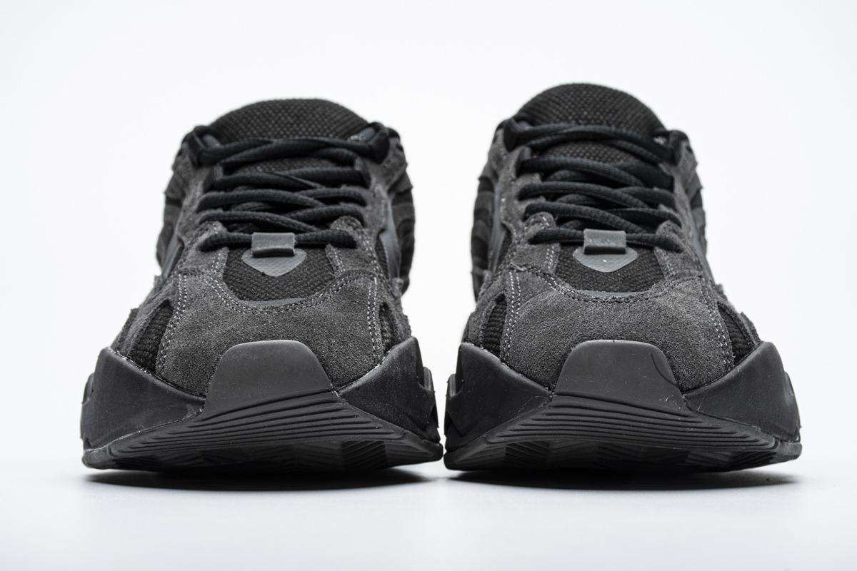 Yeezy Boost 700 V2 Vanta FU6684