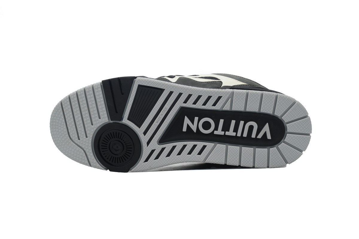 Louis Vuitton Leather Lace Up Fashionable Board Shoes Black Gray 1AC52M