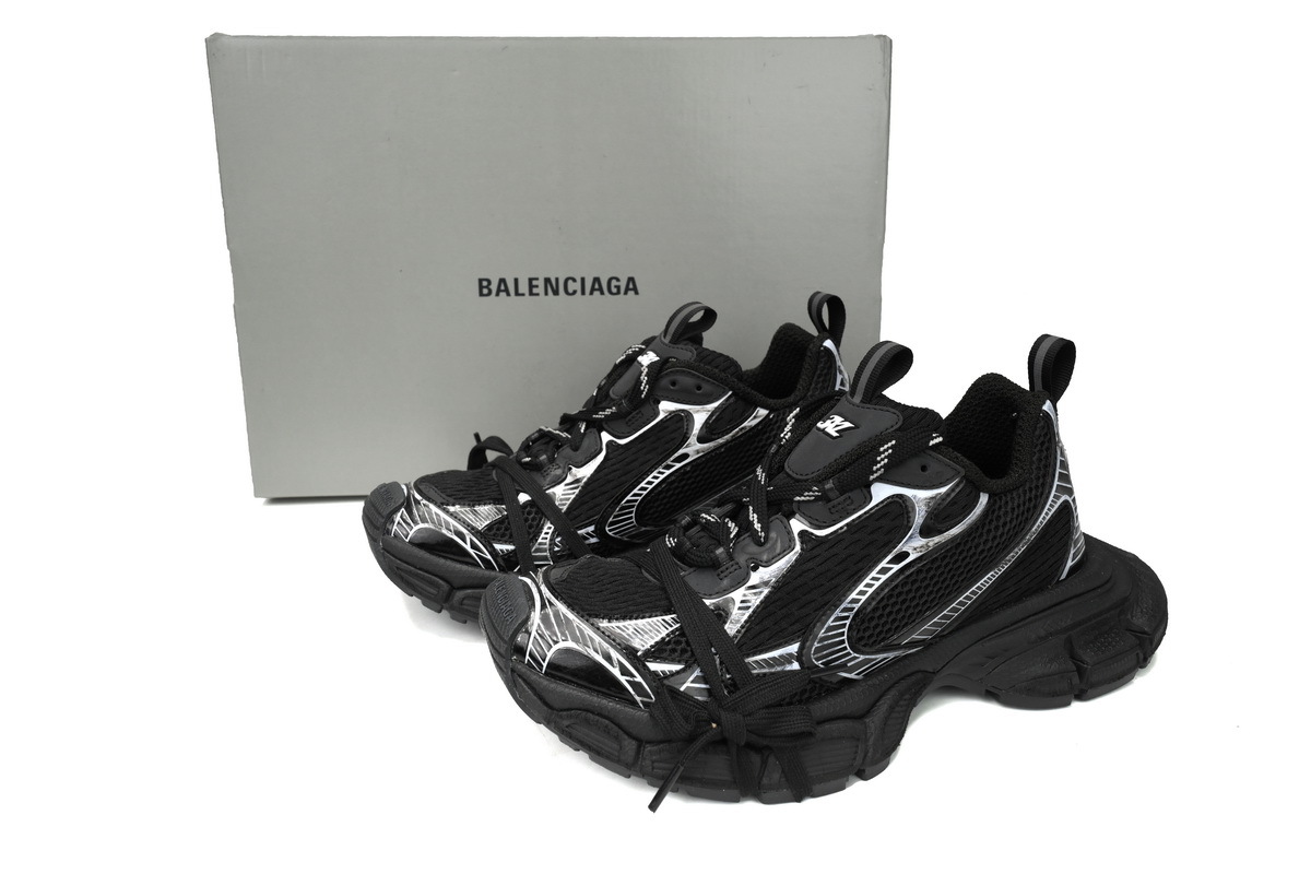 Balenciaga 3XL Sneaker in Black 542228 W2RB8 1090