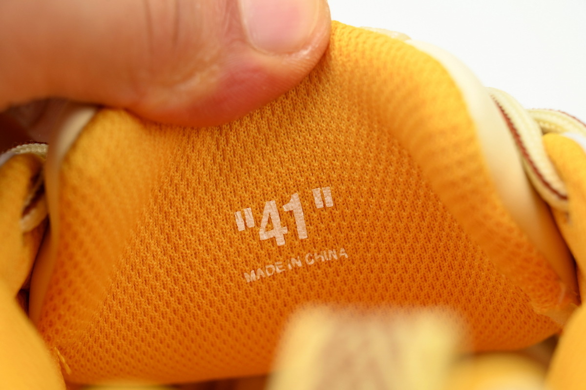 OFF-WHITE Be Right Back Out Of Blue Milk Yellow