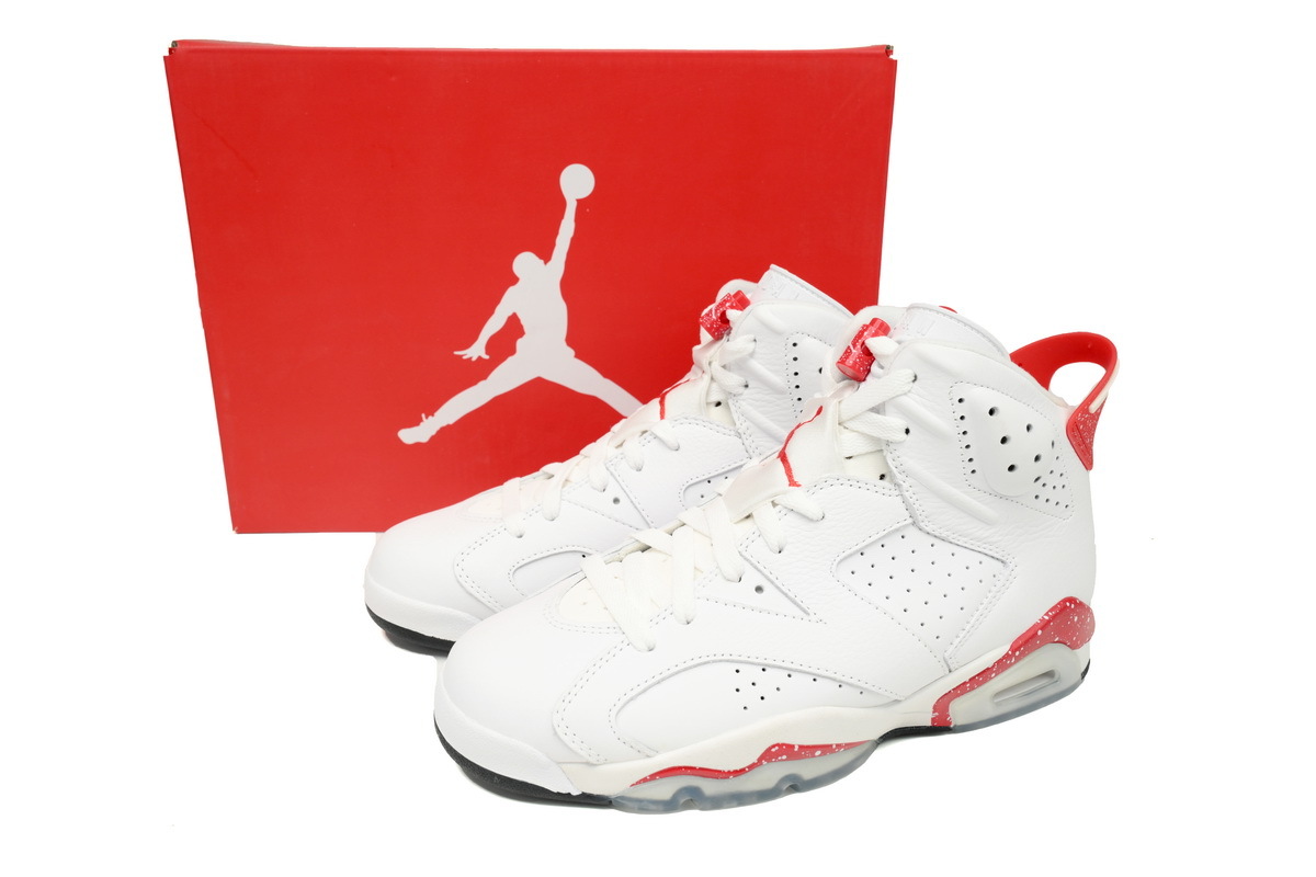 Air Jordan 6 Red Oreo CT8529-162