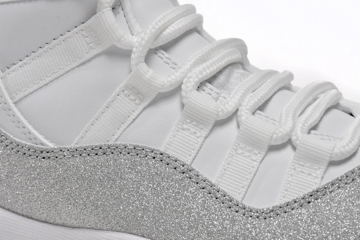 Air Jordan 11 Retro Metallic Silver Vast Grey AR0715-100