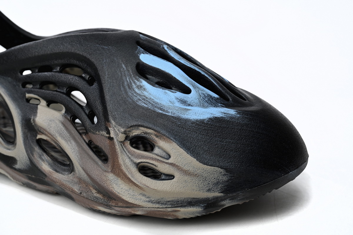 adidas Yeezy Foam Runner Blue Clown ID4126