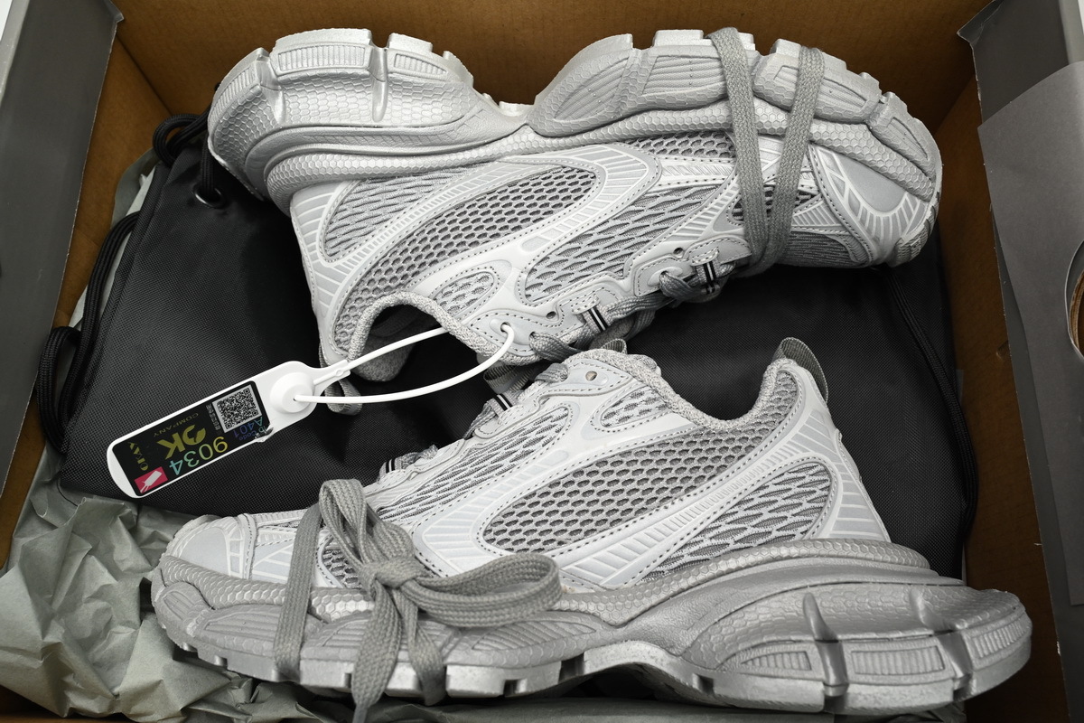 Balenciaga 3XL Sneaker in Silver Light Gray 734731 W3XLR 1281