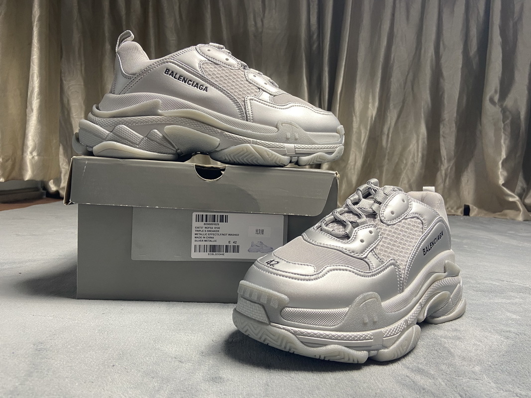 Balenciaga Triple S Light Gray Silver 536737 W2FS2 8100