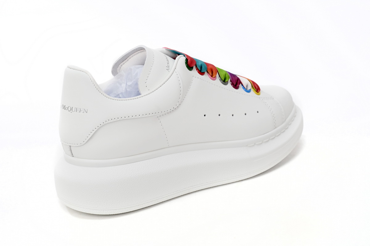 Alexander McQueen Sneaker Colored Ribbon