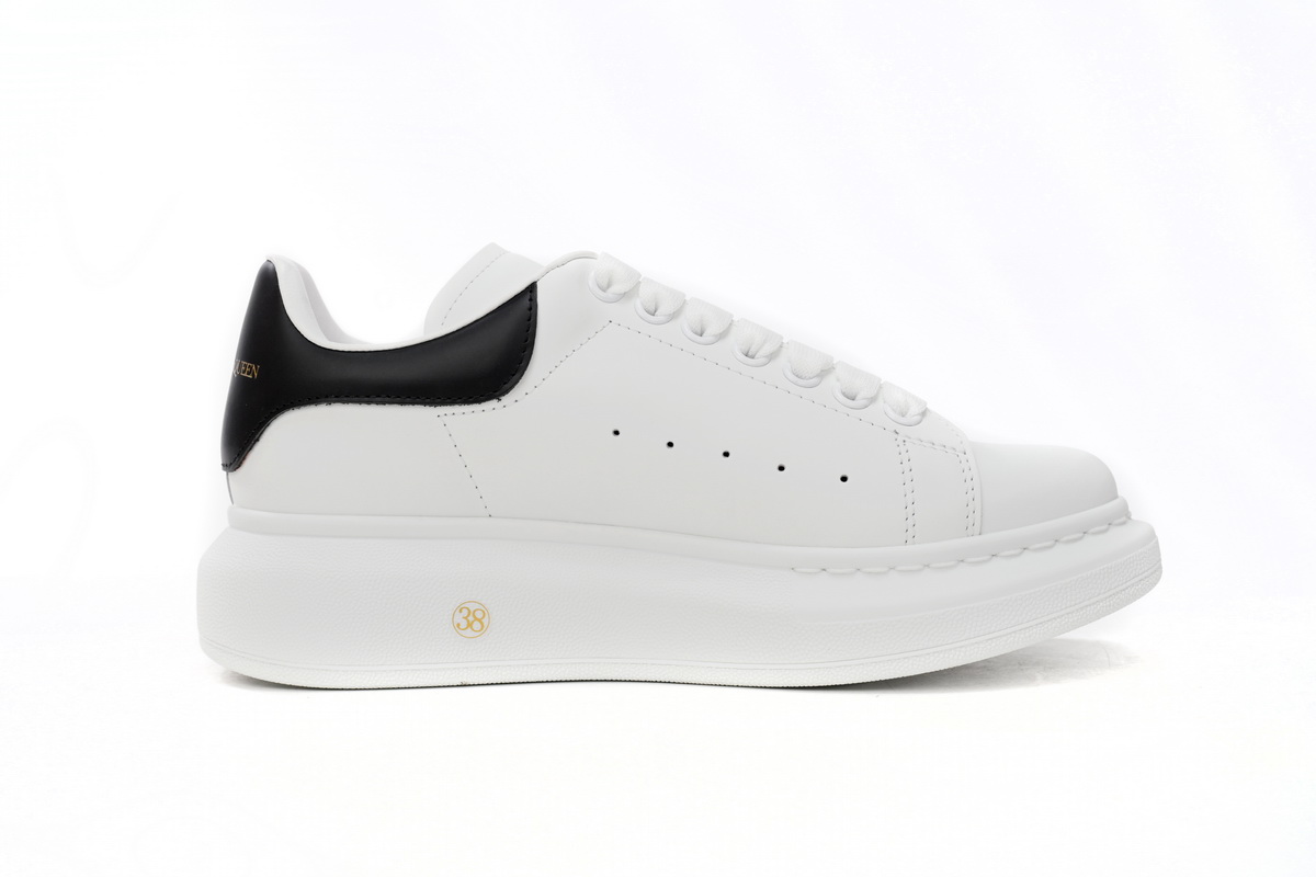 Alexander McQueen Oversized Sneaker White Black