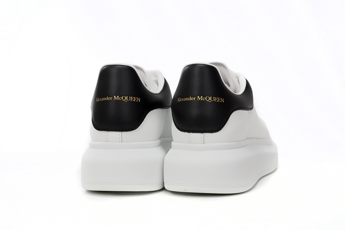 Alexander McQueen Oversized Sneaker White Black