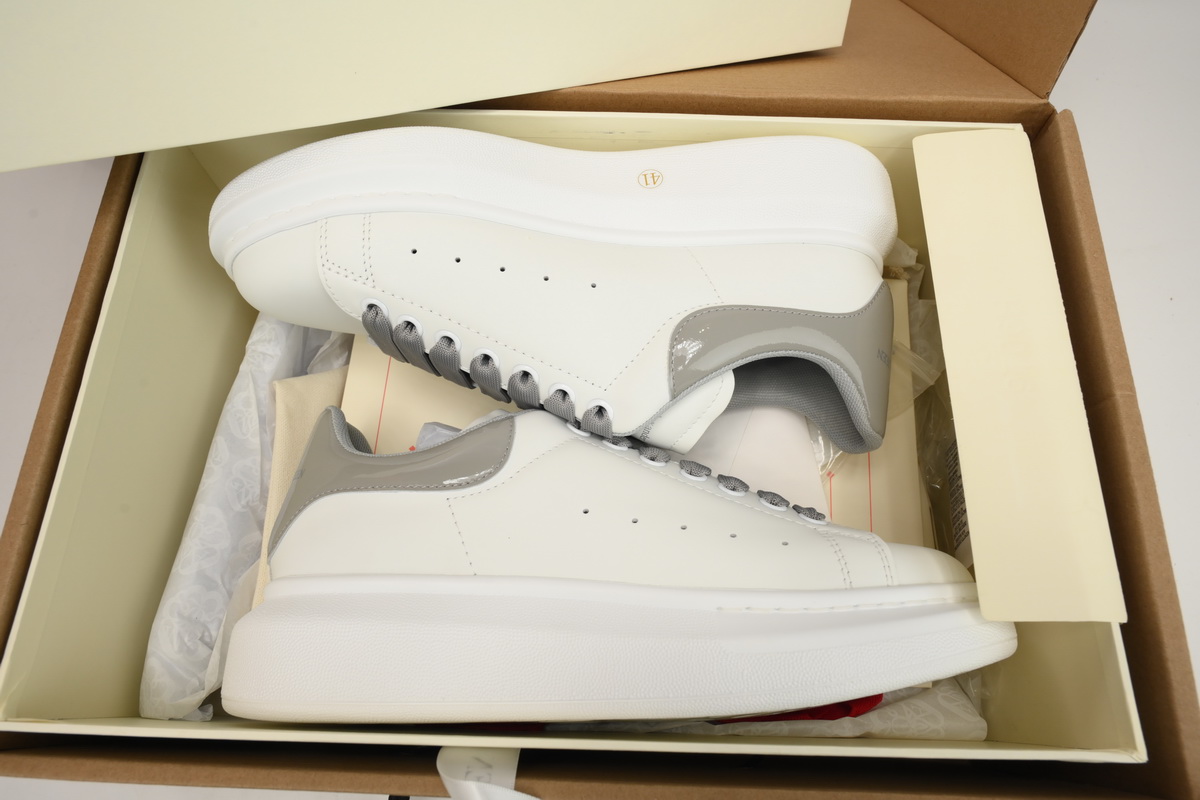 Alexander McQueen Oversized Sneaker White Metallic Platinum