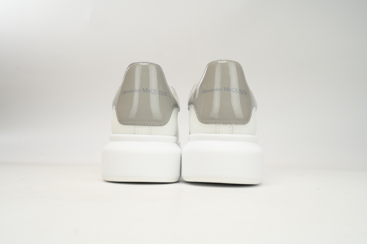 Alexander McQueen Oversized Sneaker White Metallic Platinum