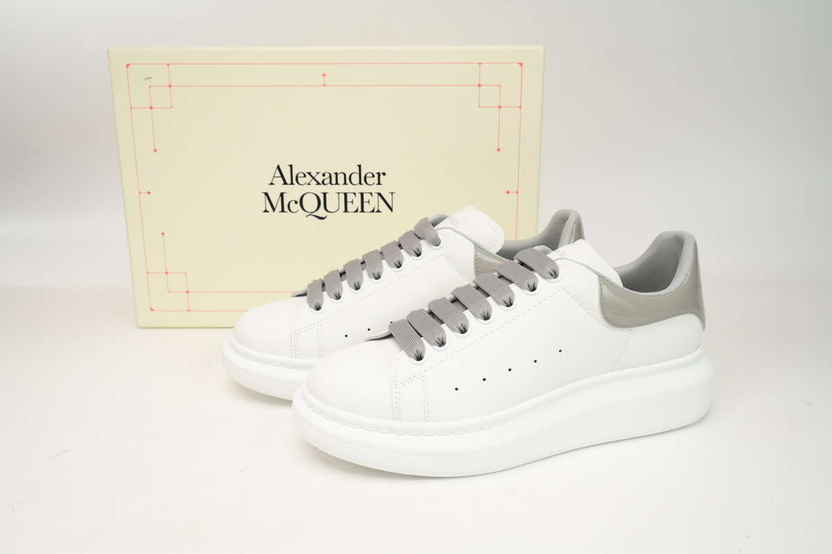 Alexander McQueen Oversized Sneaker White Metallic Platinum