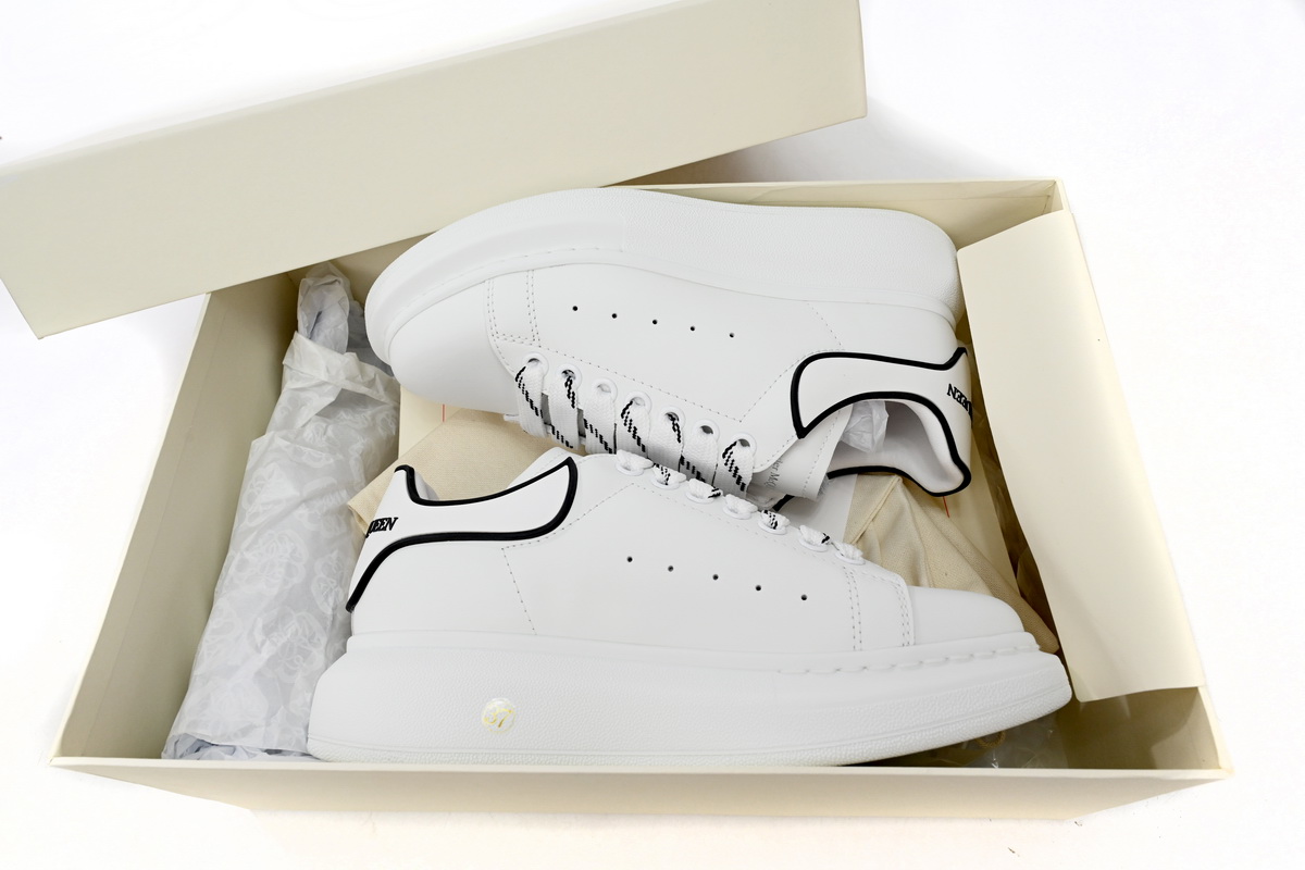 Alexander McQueen Oversized Sneaker White Black