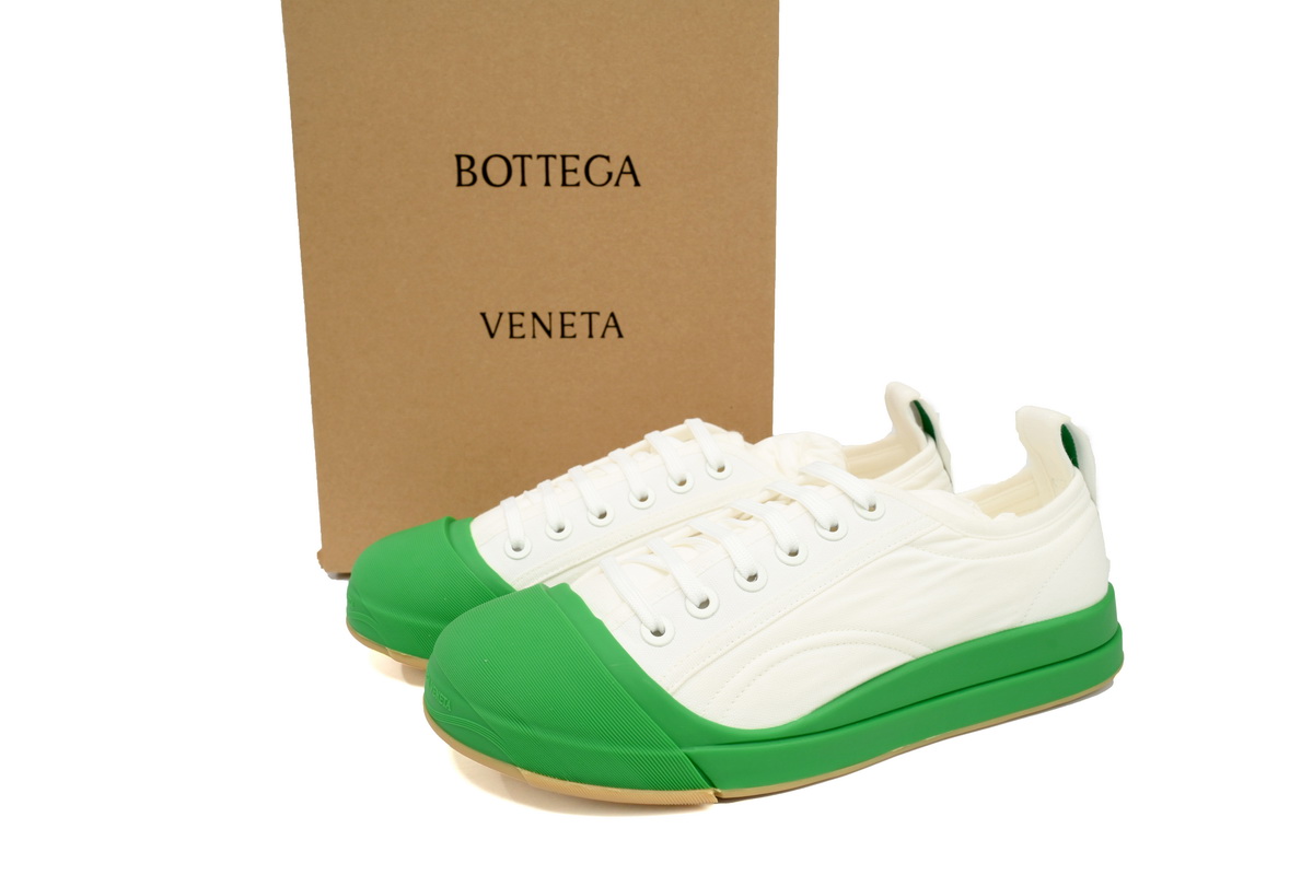 Bottega Veneta Low Top Sneaker White Green