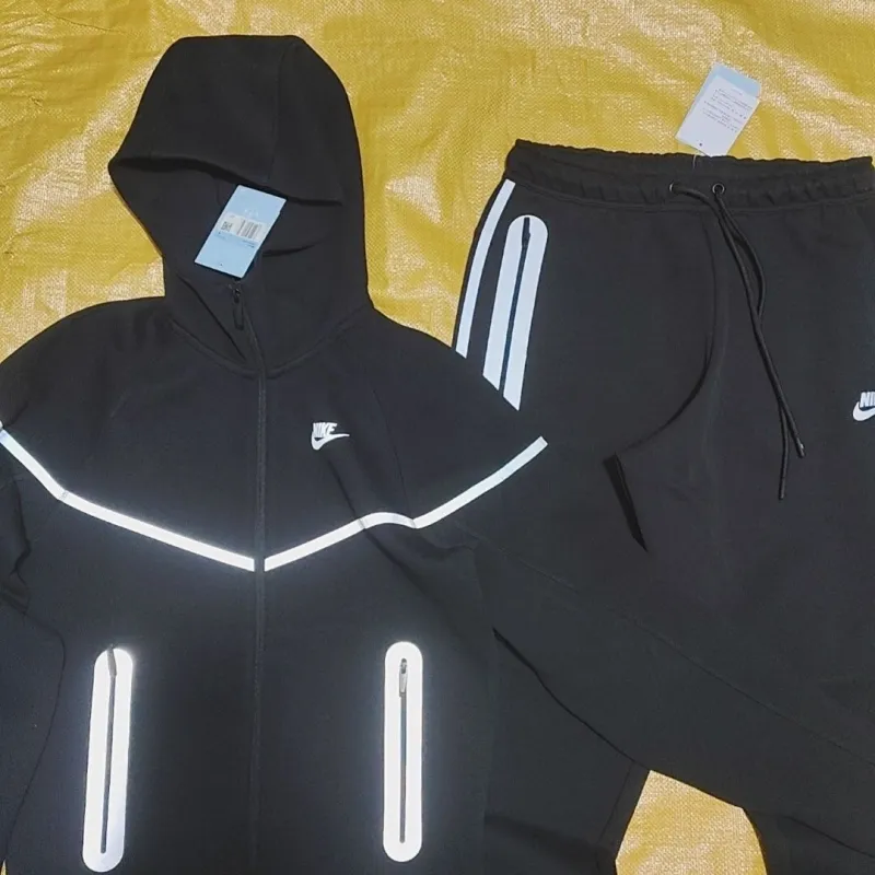 Nike Sportswear Tech Fleece Full Zip Reflective Details Set Black Silver