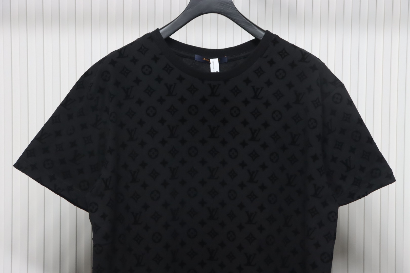 Louis Vuitton Graphic Jacquard Short-Sleeved 1AHCMV