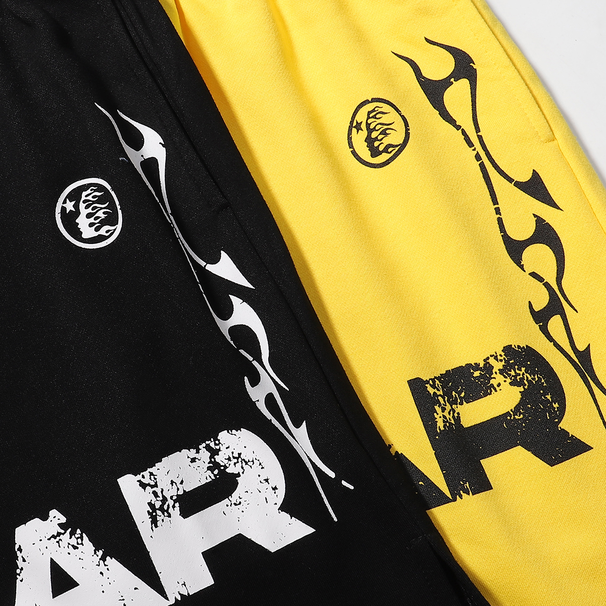 Hellstar Relaxed Elastic Waist Street Wear Cotton Terry Shorts Black/Yellow