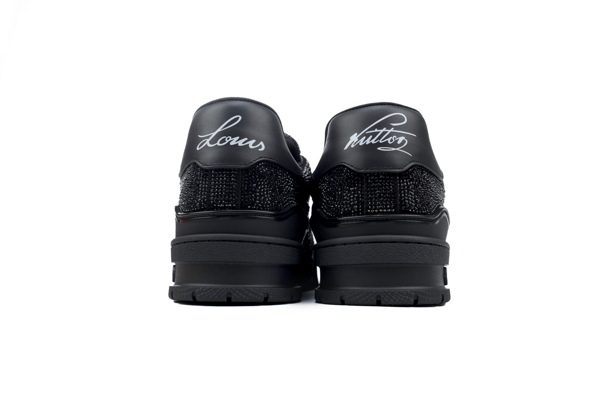 Louis Vuitton Trainer Full Black Diamond Sneakers