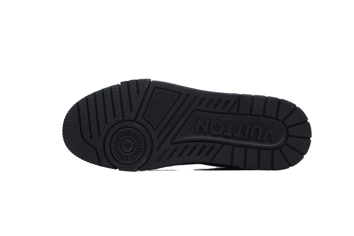 Louis Vuitton Trainer Black Rhinestones 1A815H