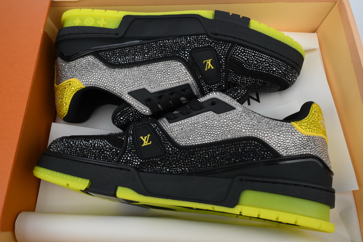 Louis Vuitton Trainer Black Yellow Rhinestone 1A9JXP