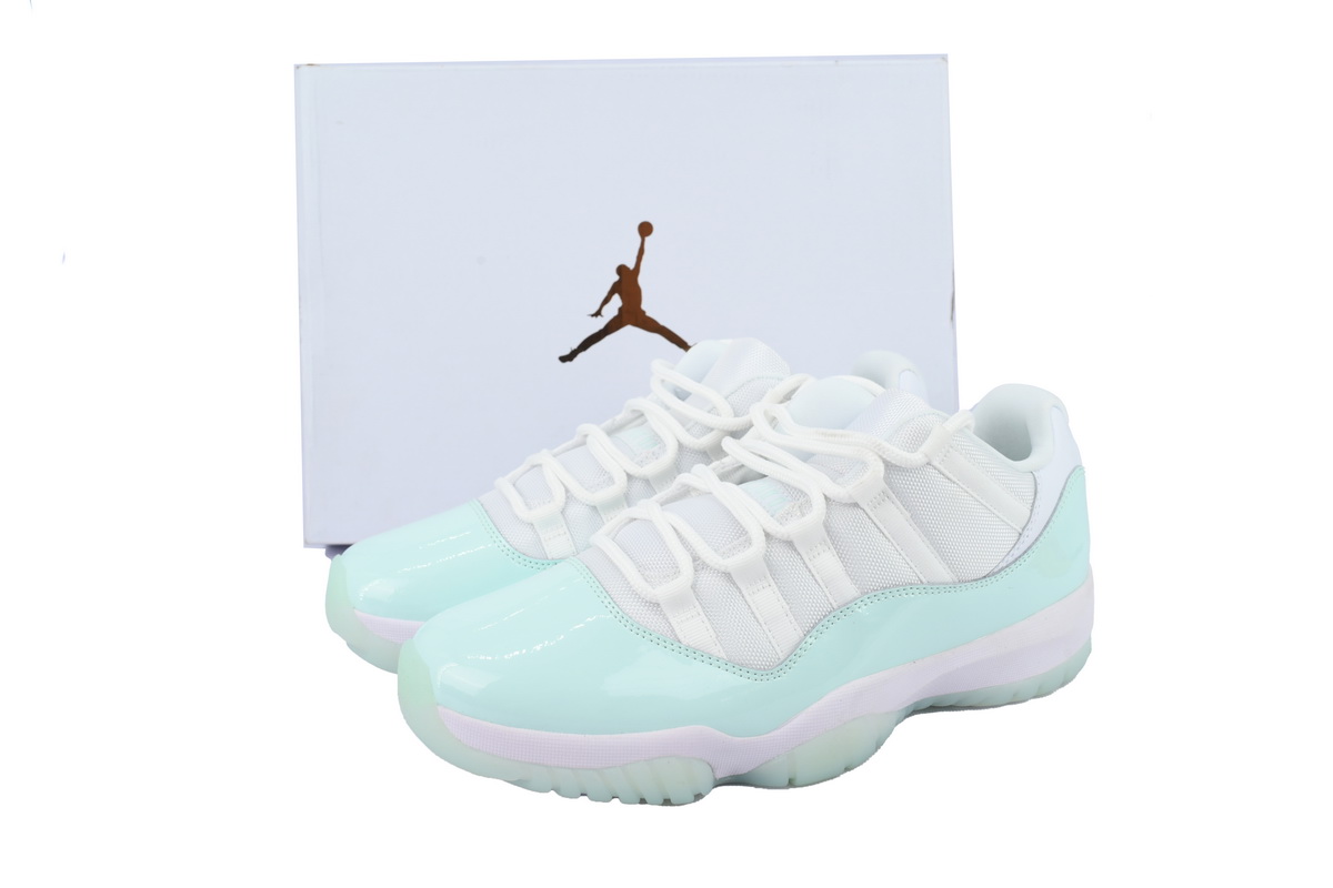 Air Jordan 11 Retro Low Igloo AH7860-103