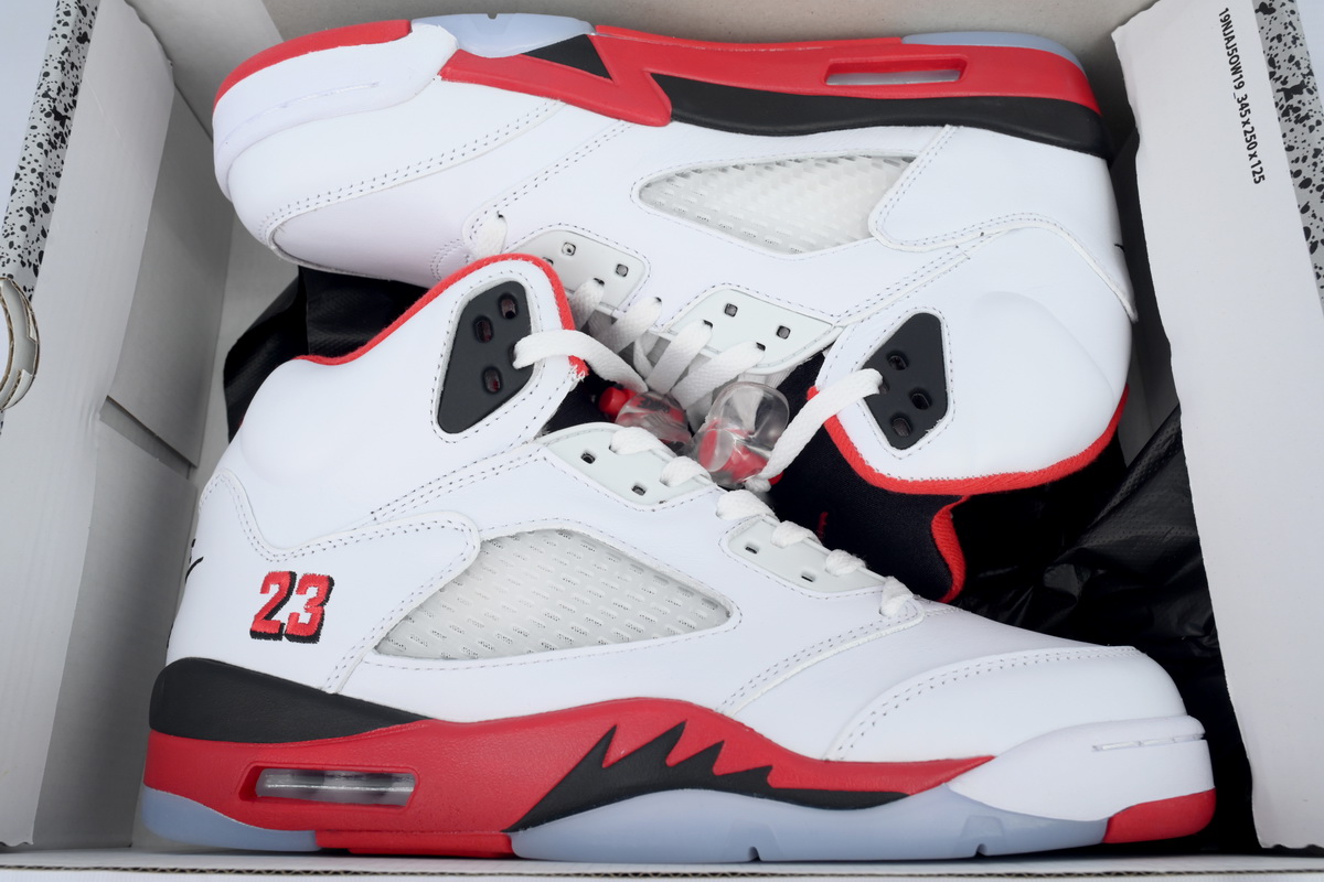 Air Jordan 5 Retro Fire Red (2025) HQ7978-101