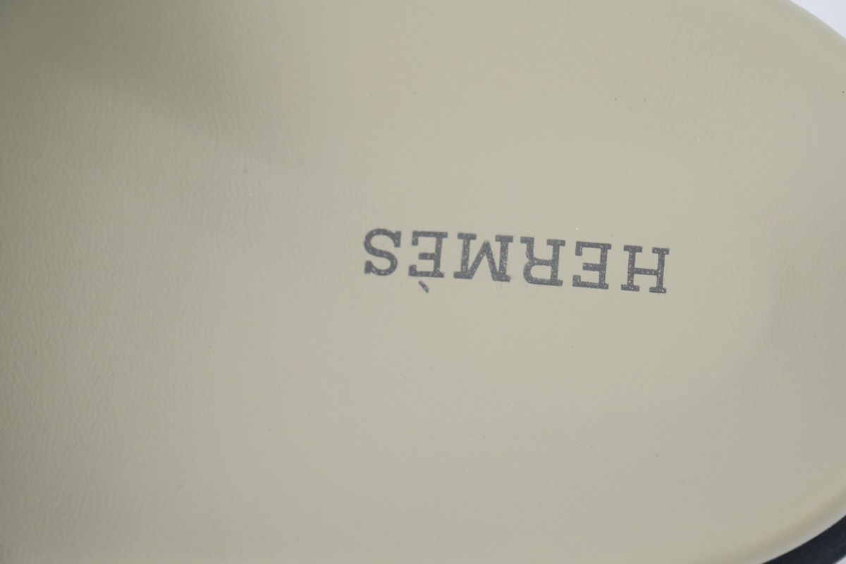 Hermes Calfskin Chypre Sandals Khaki