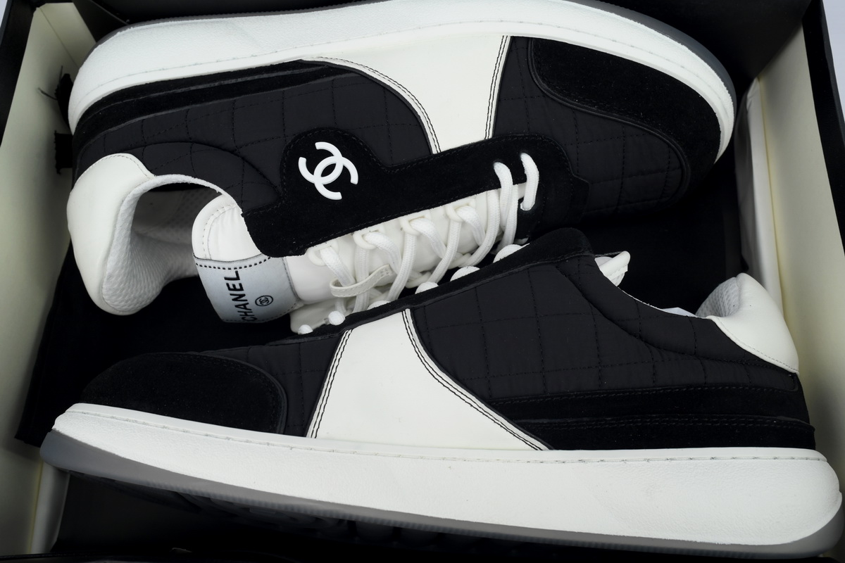 Chanel Stylish Skateboarding Shoes Black White