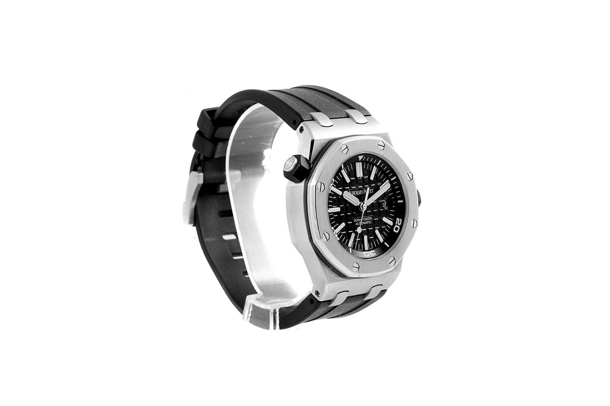 Audemars Piguet Royal Oak Offshore Watch 15703ST