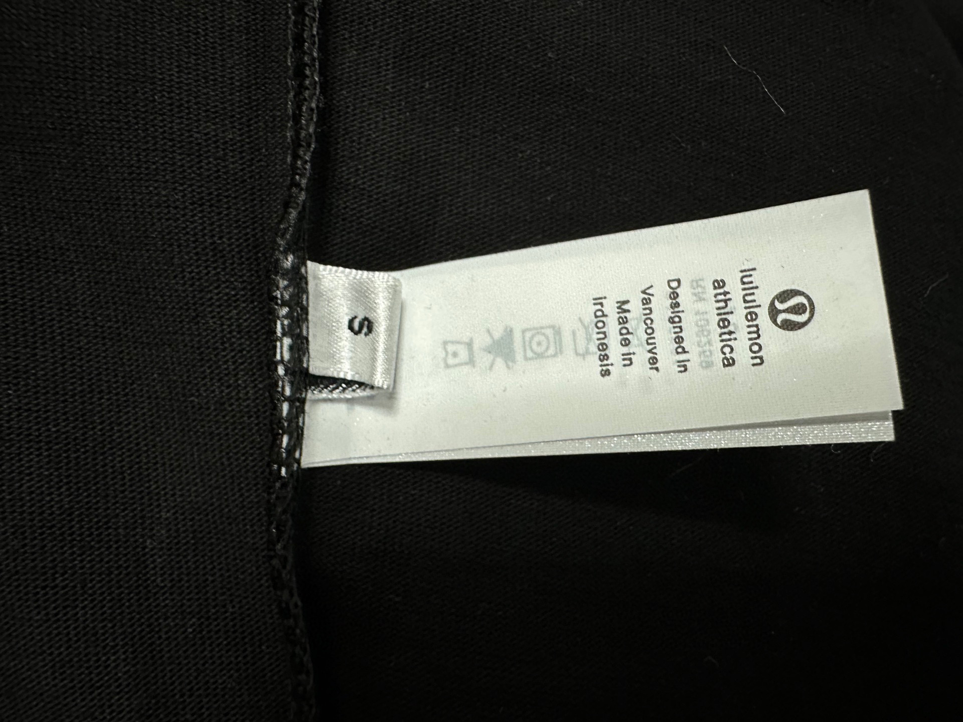 Lulu Round Neck Short Sleeve T-shirt Black