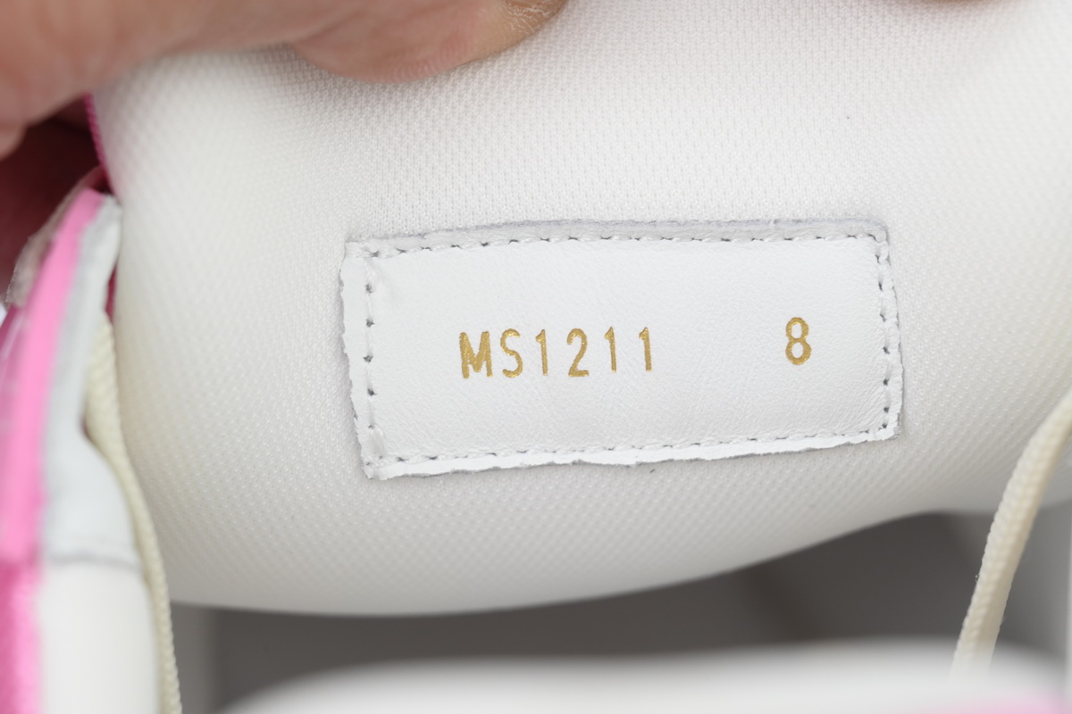 Louis Vuitton Sneaker Pink Cowboy