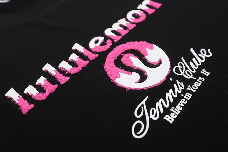 Lulu Printed Solid Color T-shirt