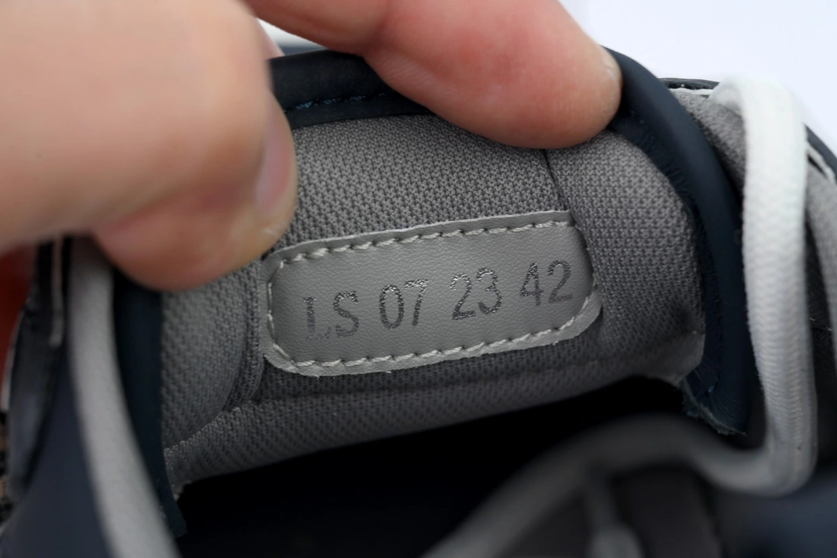Dior B25 Runner Navy Blue Oblique Jacquard