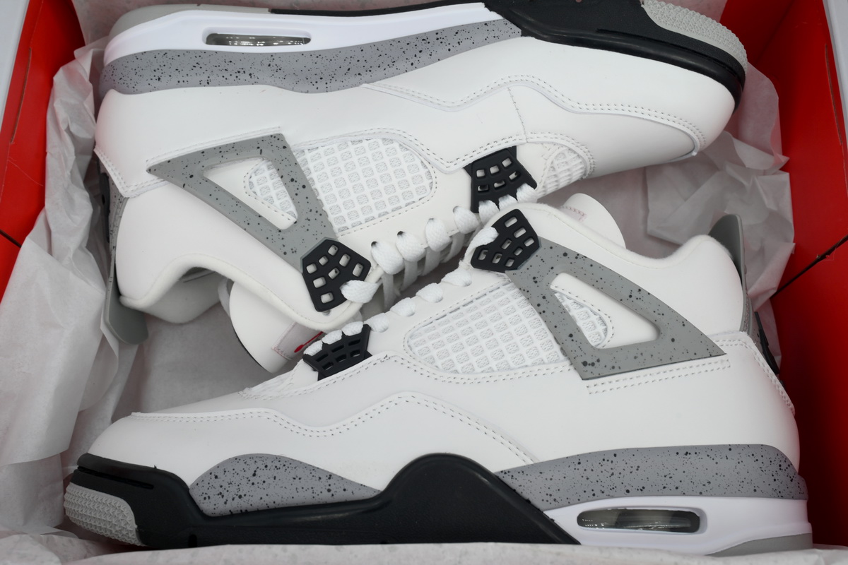 Air Jordan 4 Retro OG White Cement (2025) FV5029-100