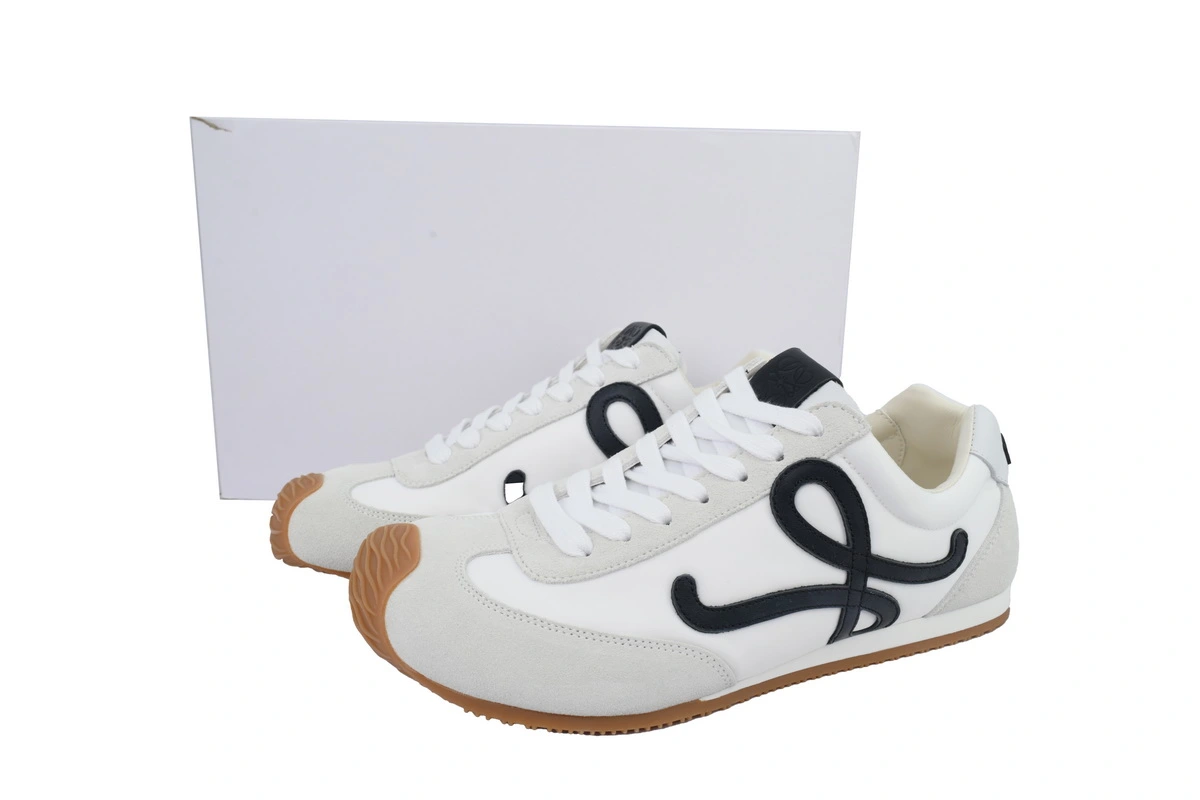 LOEWE Ballet Runner 2.0 White Black LLBR282X01-2101