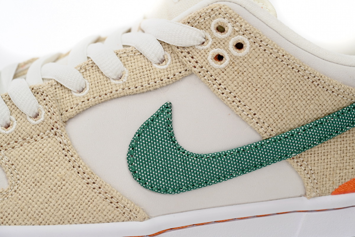 Nike SB Dunk Low White Lobster FD0860-001