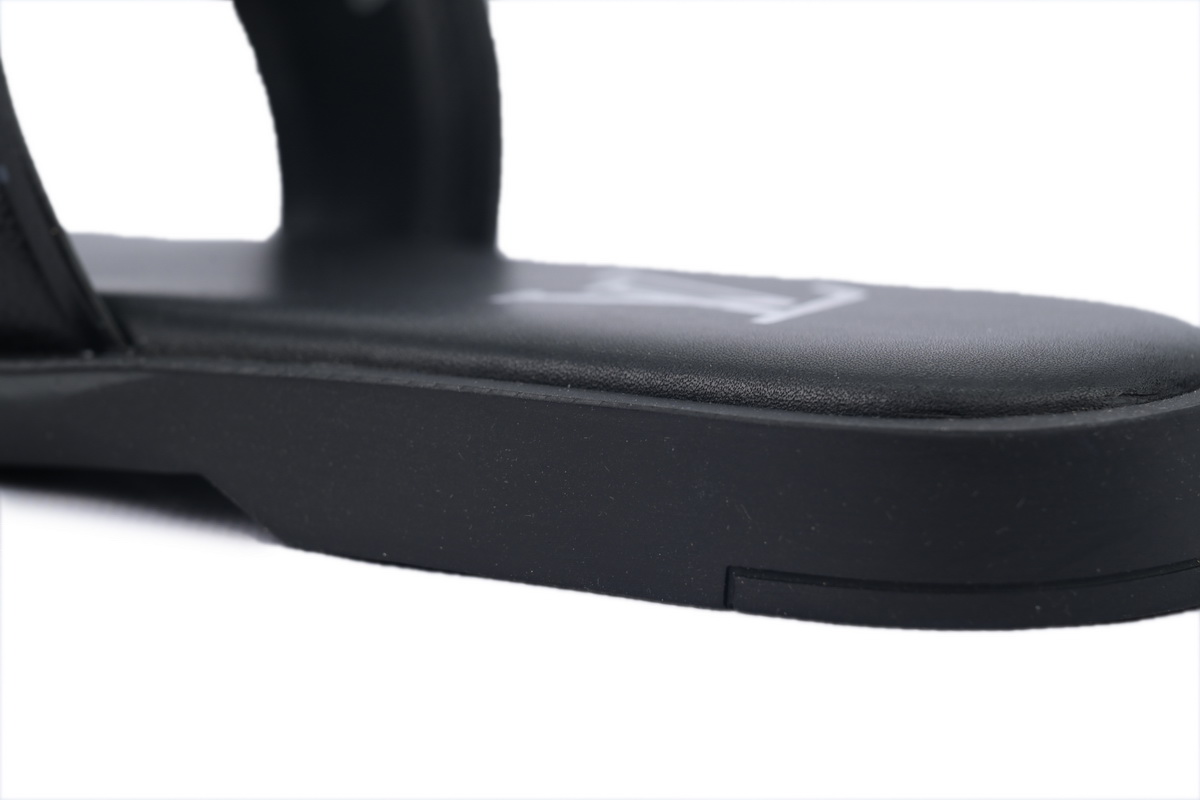 LOUIS VUITTON Oasis Black Presbyopia