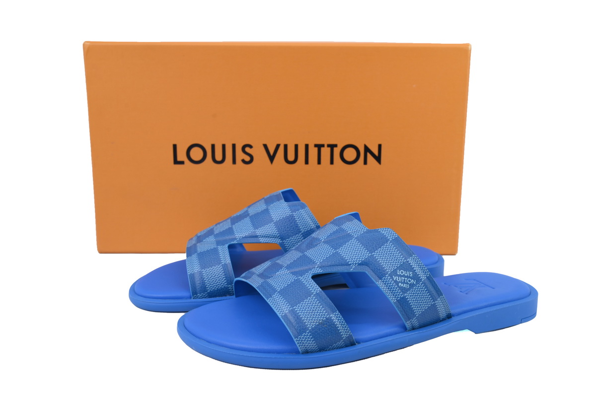 LOUIS VUITTON Oasis Blue Check