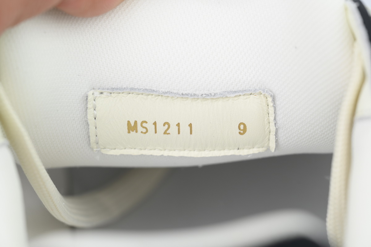 LOUIS VUITTON New All Black Denim