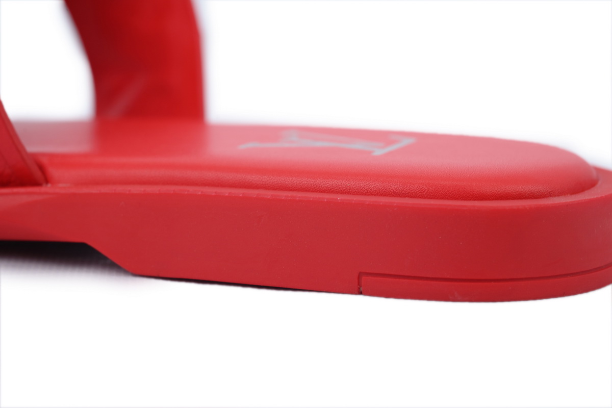 LOUIS VUITTON Oasis Red Embossing