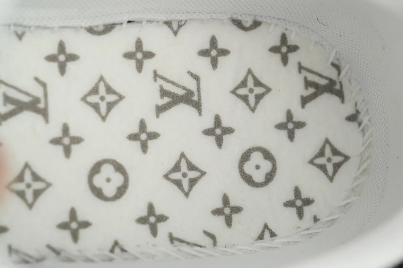 Louis Vuitton Runner LV Olympia Black