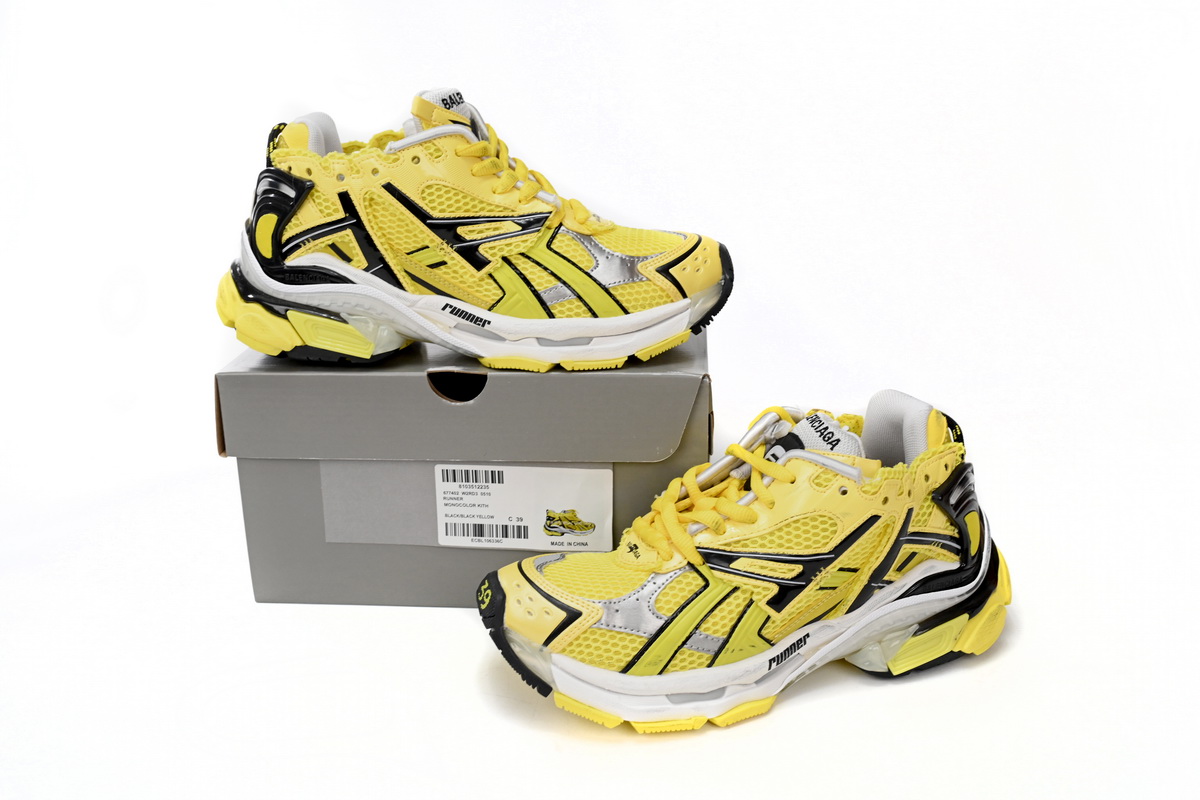 Balenciaga Runner Sneaker Black Yellow 677402 W2RD3 0510