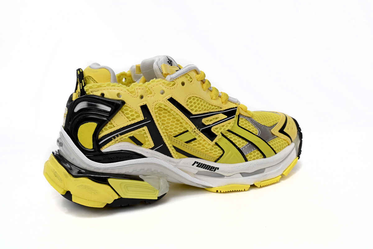 Balenciaga Runner Sneaker Black Yellow 677402 W2RD3 0510